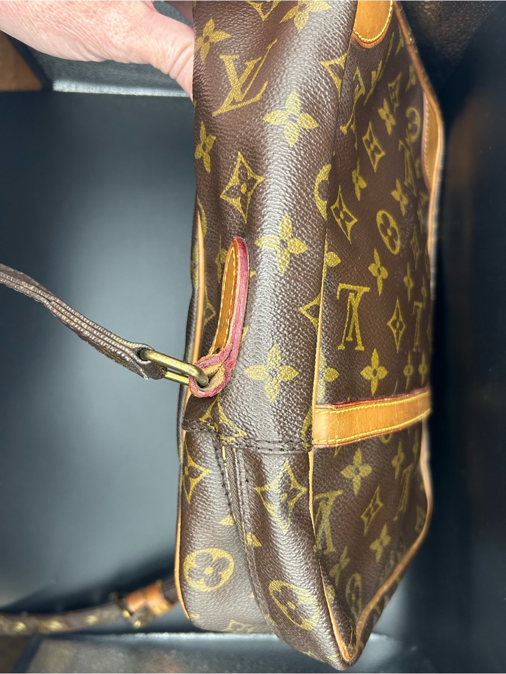 Vintage Louis Vuitton Danube MM Monogram Canvas Crossbody Messenger Bag - Picture 8 of 15